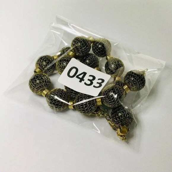 Vintage Womens Black‎ Gold Chunky Beaded Necklace With Extension Fashion Jewelry - Picture 5 of 6